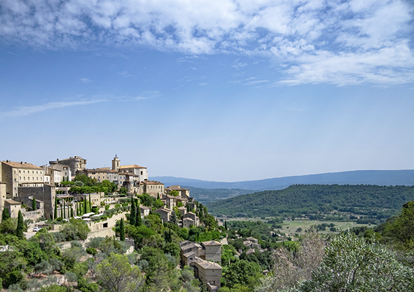 Vivre dans le Luberon - Ménerbes - Terre Aquila